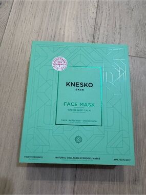 Knesko Skin Green Jade Calm Face Mask - 4 pack